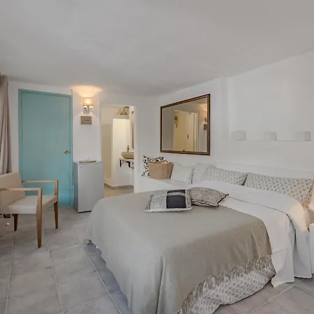 La Finquita - Adeje アデヘ