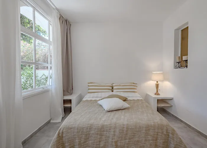 Guest house La Finquita - Adeje 3*